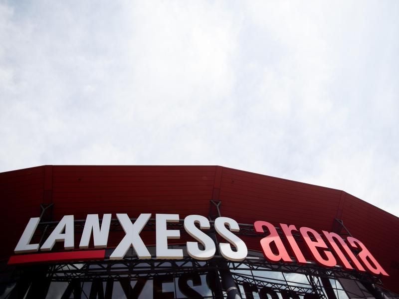 In der Lanxess-Arena werden im Oktober zwei Tennis-Turniere stattfinden. Foto: Rolf Vennenbernd/dpa