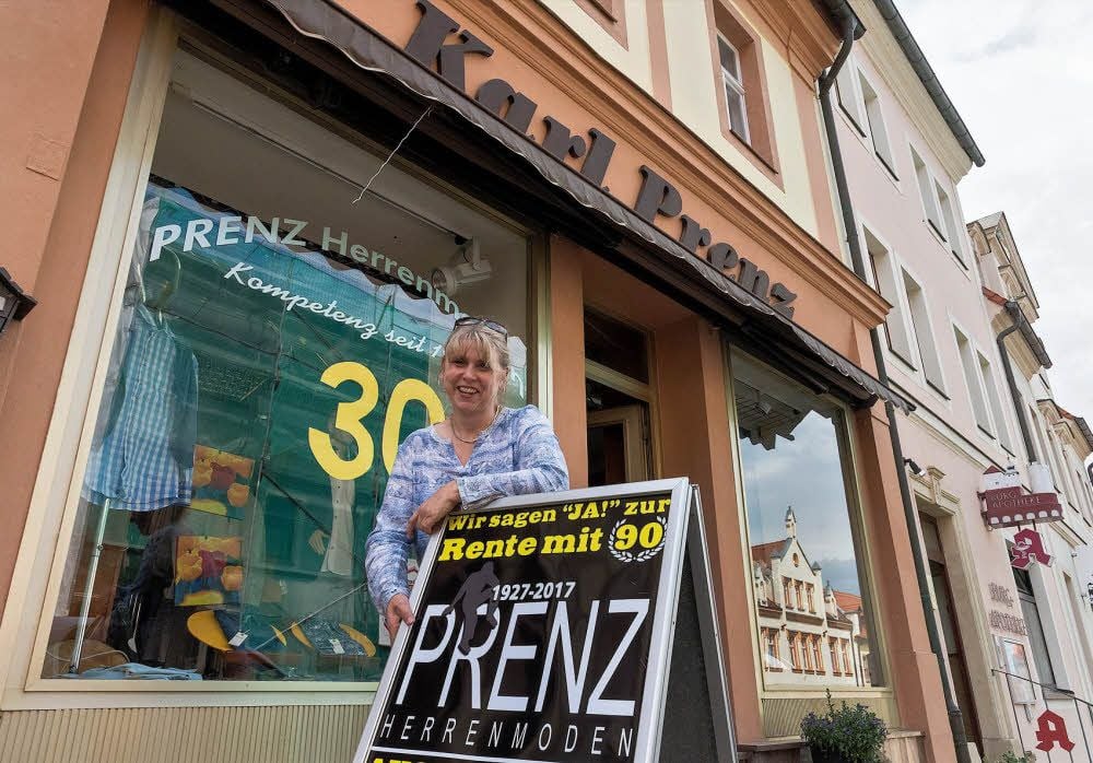 Beatrix Prenz-Grünhage vor ihrem Laden in der Nebraer Straße. Sie hat sich zur Aufgabe entschlossen.
