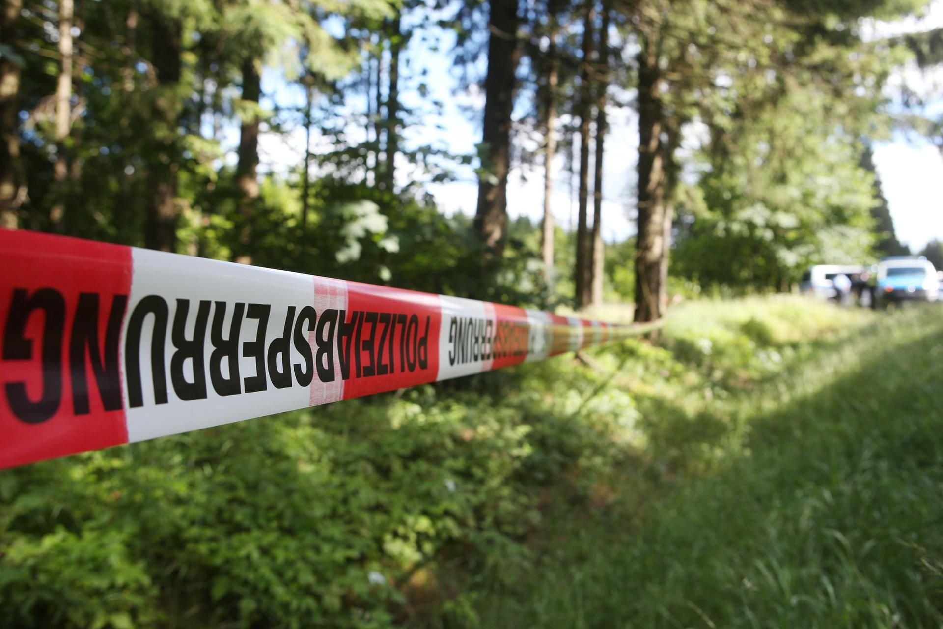 Durch einen herabfallenden Ast wurde eine Frau im Bodetal schwer verletzt. Ihr dreieinhalb Monate altes Baby starb durch den Unfall (Symbolbild).