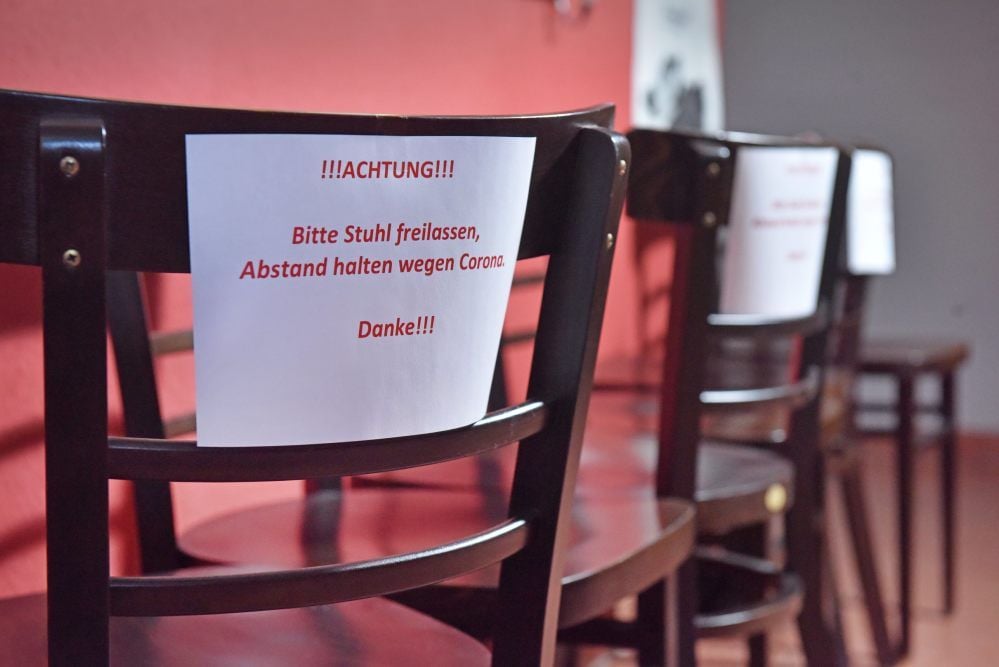 Auch hier erfordert die aktuelle Lage, ein Stühlerücken.