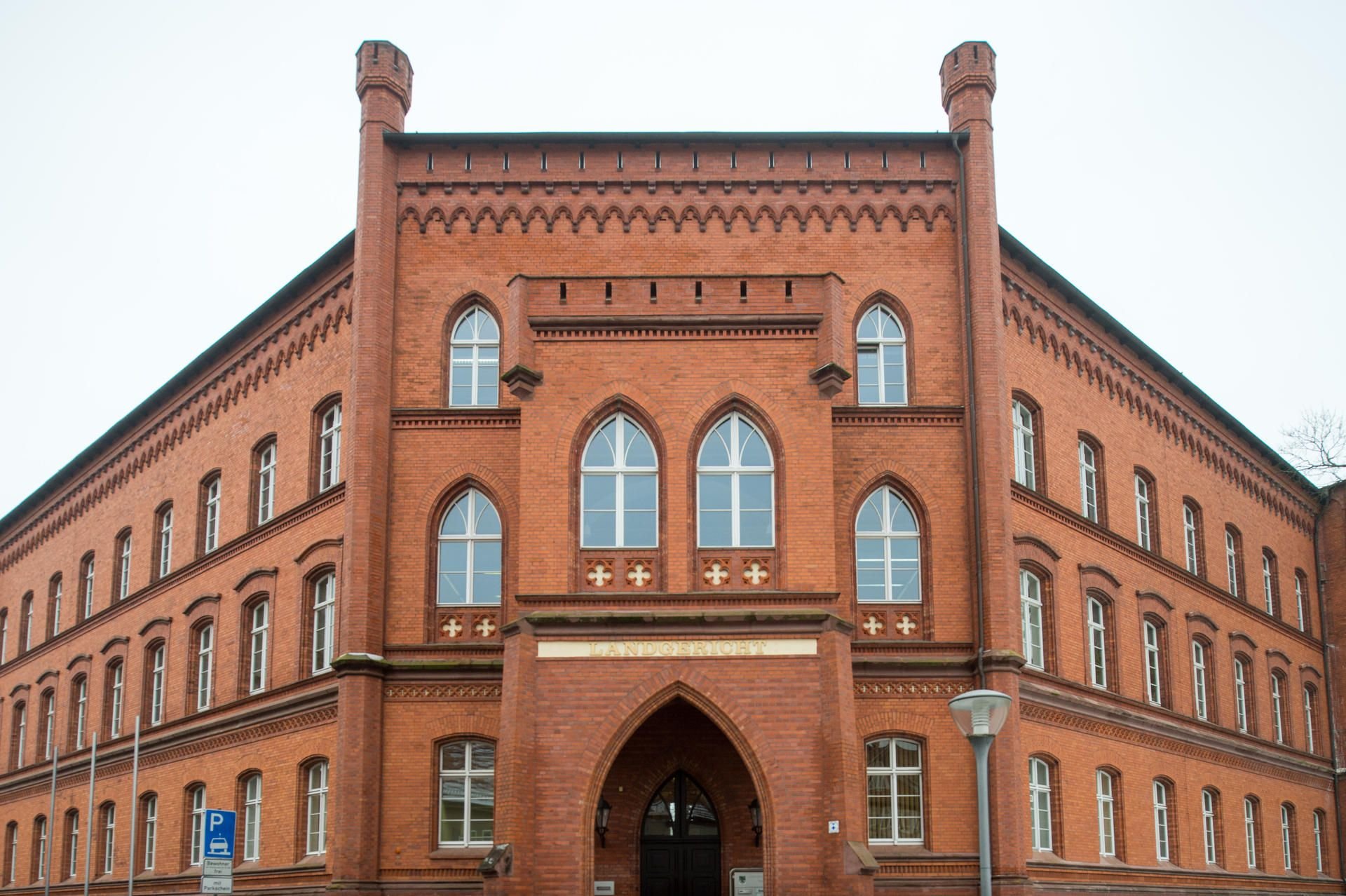 Das Landgericht Stendal: Bei der Stendaler Briefwahlaffäre geht es um Manipulationen bei der Kommunalwahl im Mai 2014.