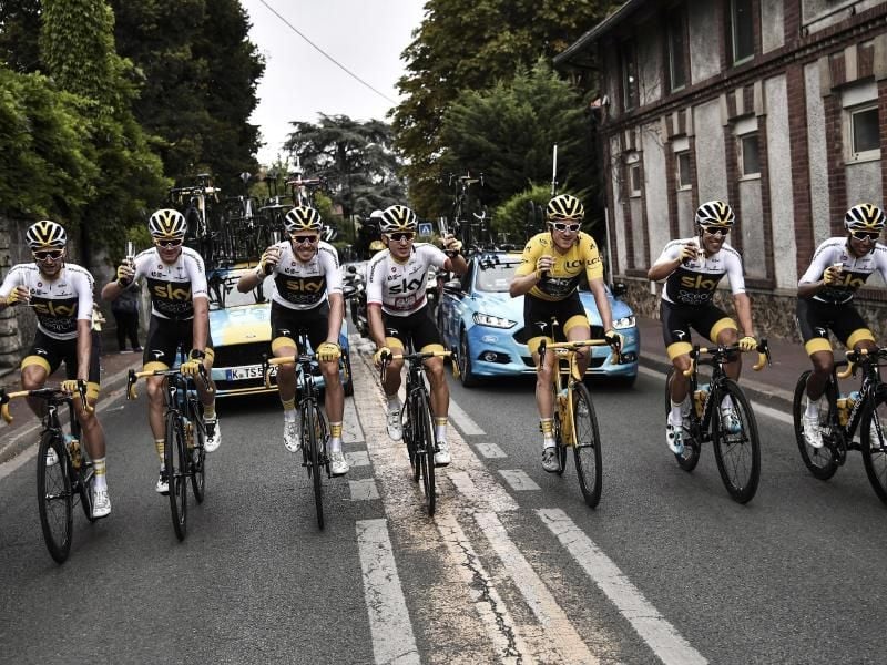 Das Team Sky stellt erneut den Tour-Sieger. Foto: Marco Bertorello/POOL AFP