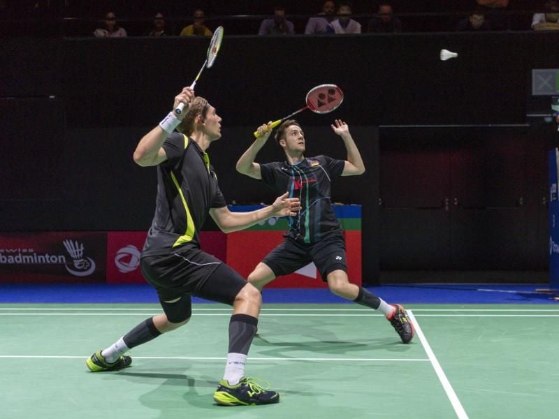 Haben das WM-Viertelfinale in Basel verpasst: Mark Lamsfuß (hinten) und Marvin Seidel. Foto: Georgios Kefalas/KEYSTONE