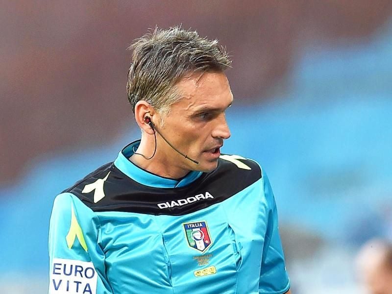 Der Italiener Massimiliano Irrati besitzt Erfahrungen aus der Serie A im Umgang mit dem Videobeweis. Foto: Simone Arveda