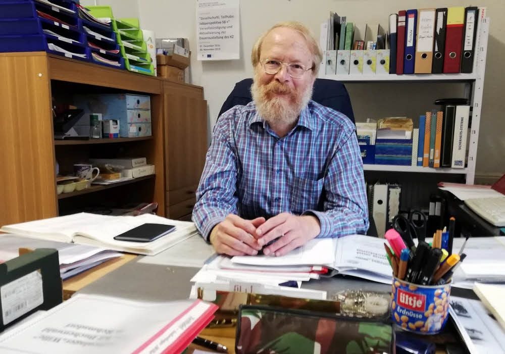 Detlev Lutz ist der neue Mitarbeiter im Museum im Bürgerhaus in Rehmsdorf.