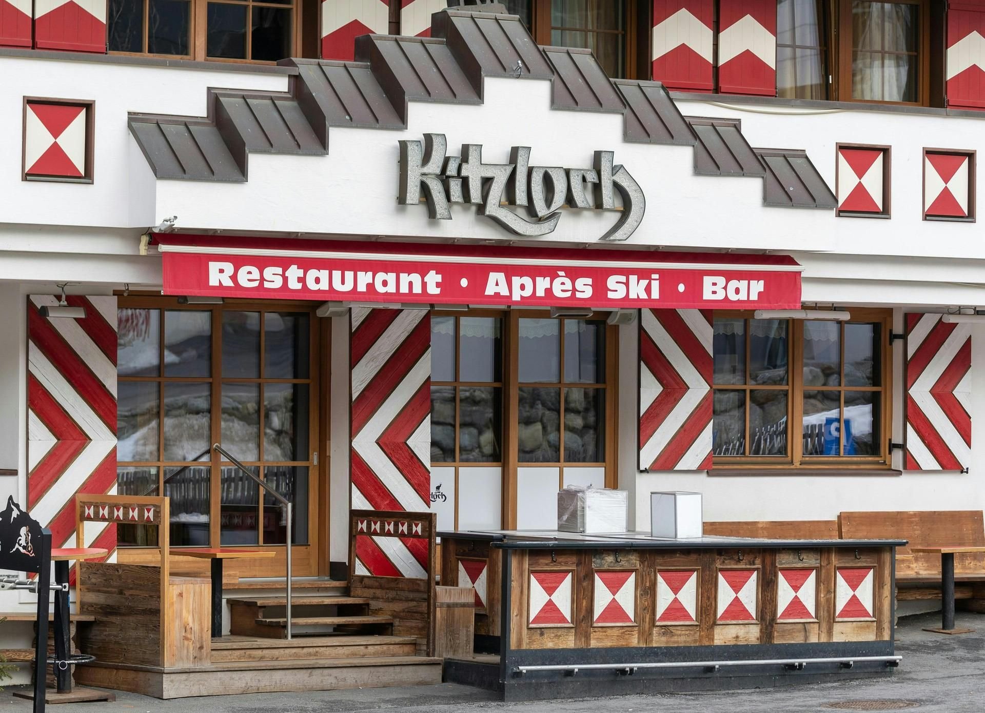Das „Kitzloch“, eines der angesagtesten Après-Ski-Lokale von Ischgl