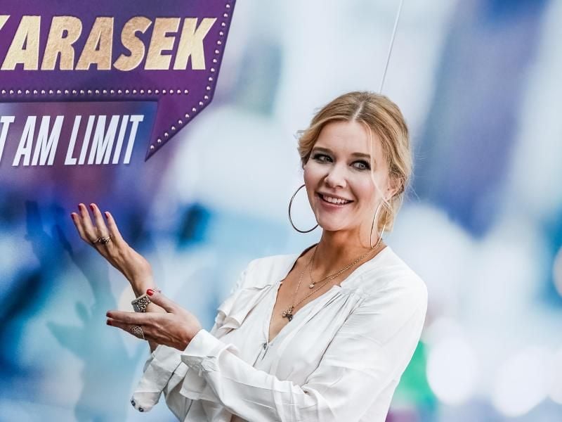 Laura Karasek präsentiert ihre neue Talskshow. Foto: Markus Scholz