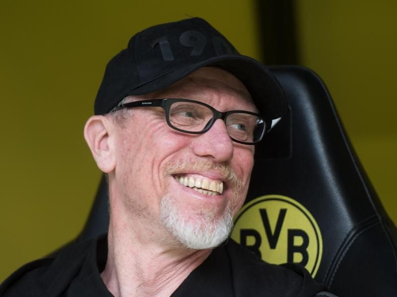 Möchte den dritten Platz verteidigen: BVB-Coach Peter Stöger. Foto: Bernd Thissen/dpa