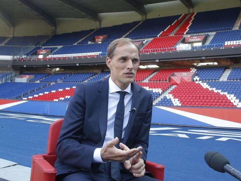 Hat zugesagt für das Testspiel beim FC Nürnberg mit der bestmöglichen Mannschaft zu kommen: PSG-Trainer Thomas Tuchel. Foto: Michel Euler/AP