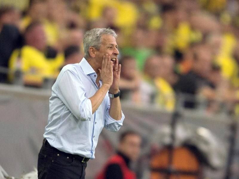 Will sich nicht an Spekulationen über einen möglichen Wechsel zum BVB beteiligen: Nizza-Coach Lucien Favre. Foto: Maja Hitij