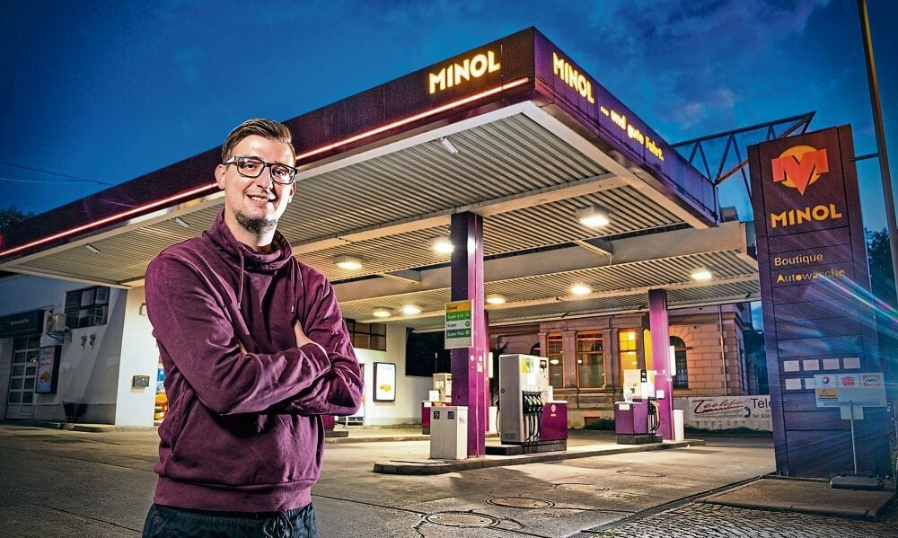Florian Richter ist der neue Pächter der Leipziger Minol-Tankstelle - eine der letzten ihrer Art.