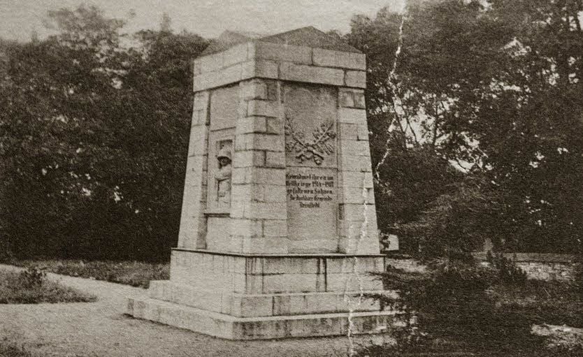 Das Denkmal aus der Zeit der Einweihung.