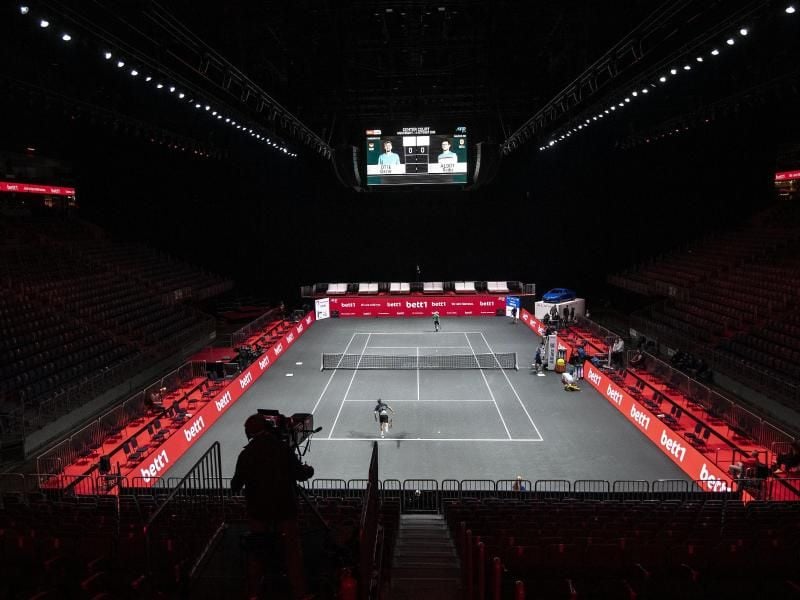 Auch beim zweiten Tennis-Turnier in Köln bleiben die Zuschauerränge leer. Foto: Marius Becker/dpa