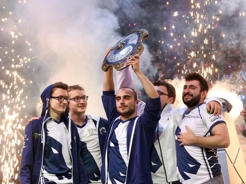 2017 gewann KuroKy (M.) mit dem Team Liquid „The International”. Foto: Dota 2 The International/The International 2017 Dota® 2 Championships