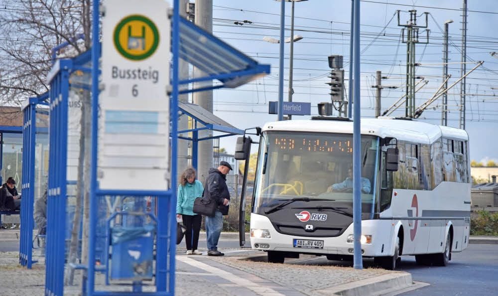 Bitte einsteigen: Die Vetter GmbH bietet Anrufbusse an. Dabei gibt es aber einige Dinge zu beachten.