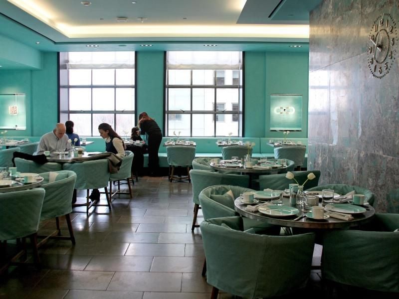 Das „Blue Box Cafe” bei Tiffany's in New York im vierten Stock des Schmuckgeschäfts. Foto: Christina Horsten