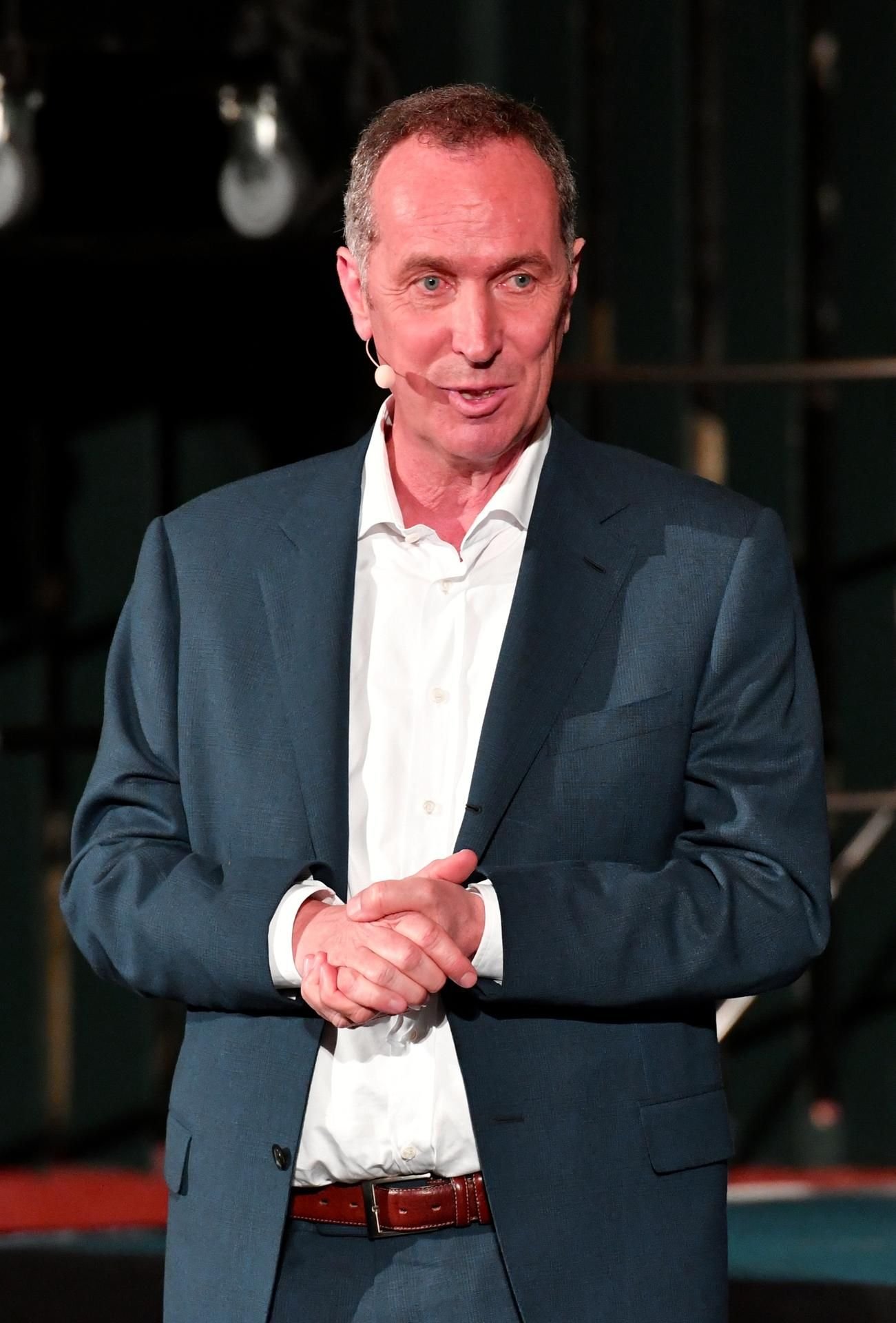 Autor Stephan Lamby in Berlin bei der Premiere seines Films