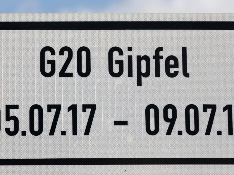 Schild für den G20-Gipfel. Foto: Bodo Marks
