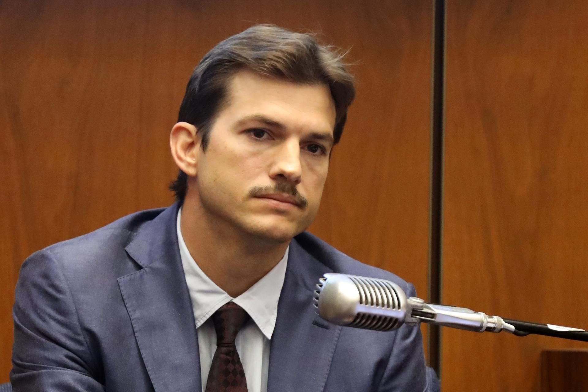 Ashton Kutcher bei seiner Aussage vor Gericht