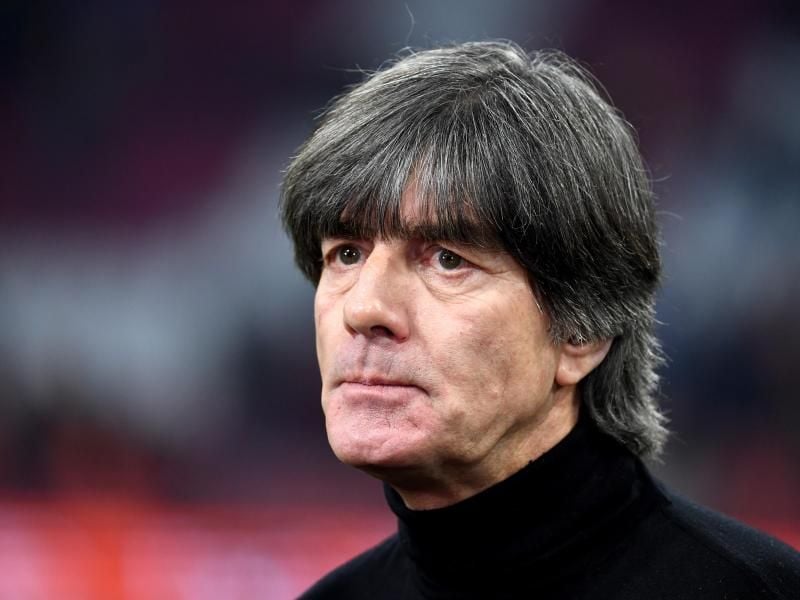 Bundestrainer Joachim Löw kann das DFB-Team wegen der Folgen eines Sportunfalles in der EM-Quali nicht betreuen. Foto: Federico Gambarini