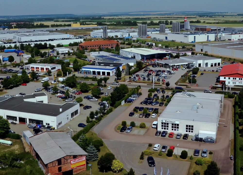 Die Gewerbegebiete wie das an der Güstener Straße in Aschersleben haben beim Ausbau Vorrang.