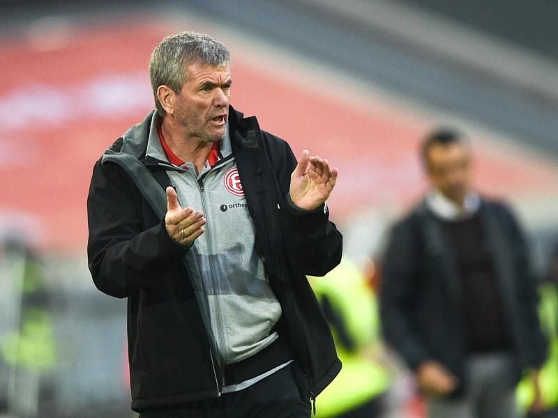 Düsseldorfs Trainer Friedhelm Funkel führt mit seinem Team die Tabelle in der 2. Liga an. Foto: Jonas Güttler