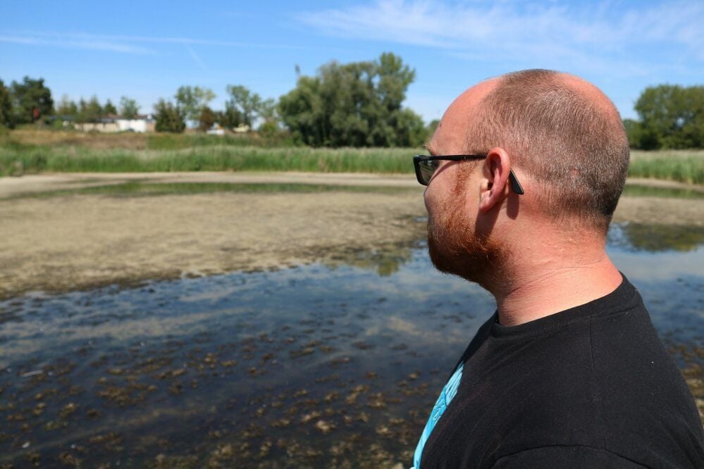 Selbst Gewässerwart Martin Schwabe ist skeptisch, ob die Pumplösung Abhilfe bringt.