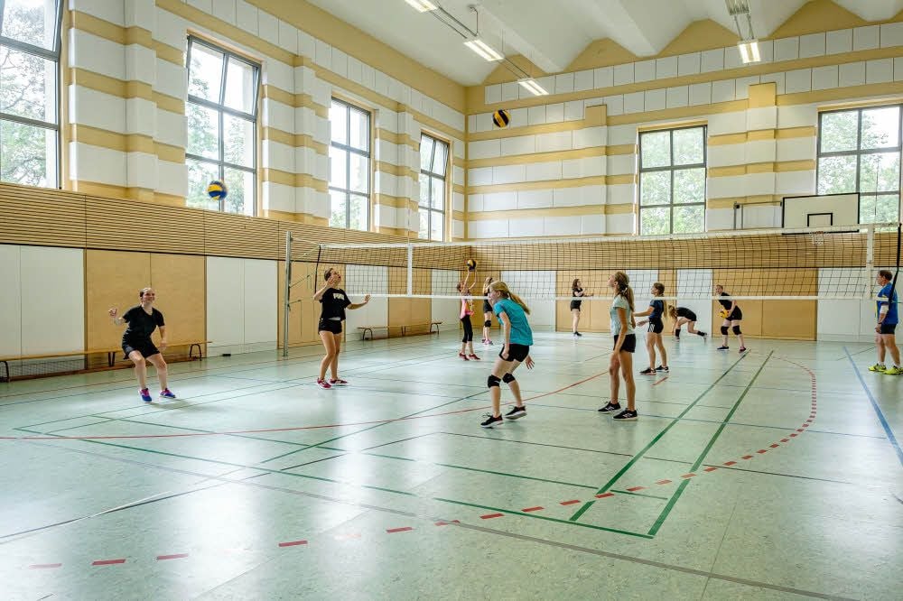 Der MTV trainiert in der Polizei-Turnhalle.