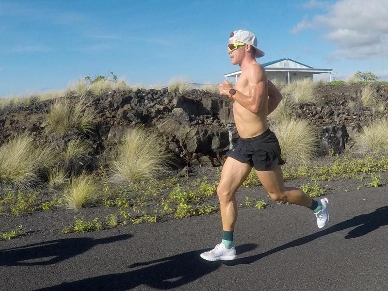 Triathlet Tim Rose beim Training auf Hawaii. Foto: Tim Rose/dpa