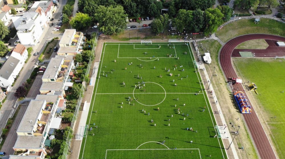 Das neue Schmuckstück auf dem Platz, auf dem früher die DDR-Meister von 1952 trainierten.