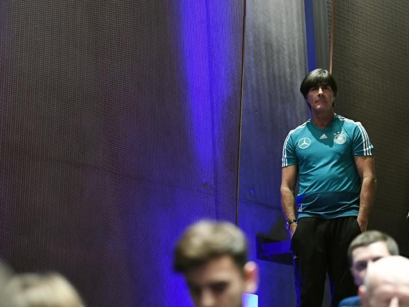 Joachim Löw kündigte auf der PK personelle Veränderungen an. Foto: Ina Fassbender