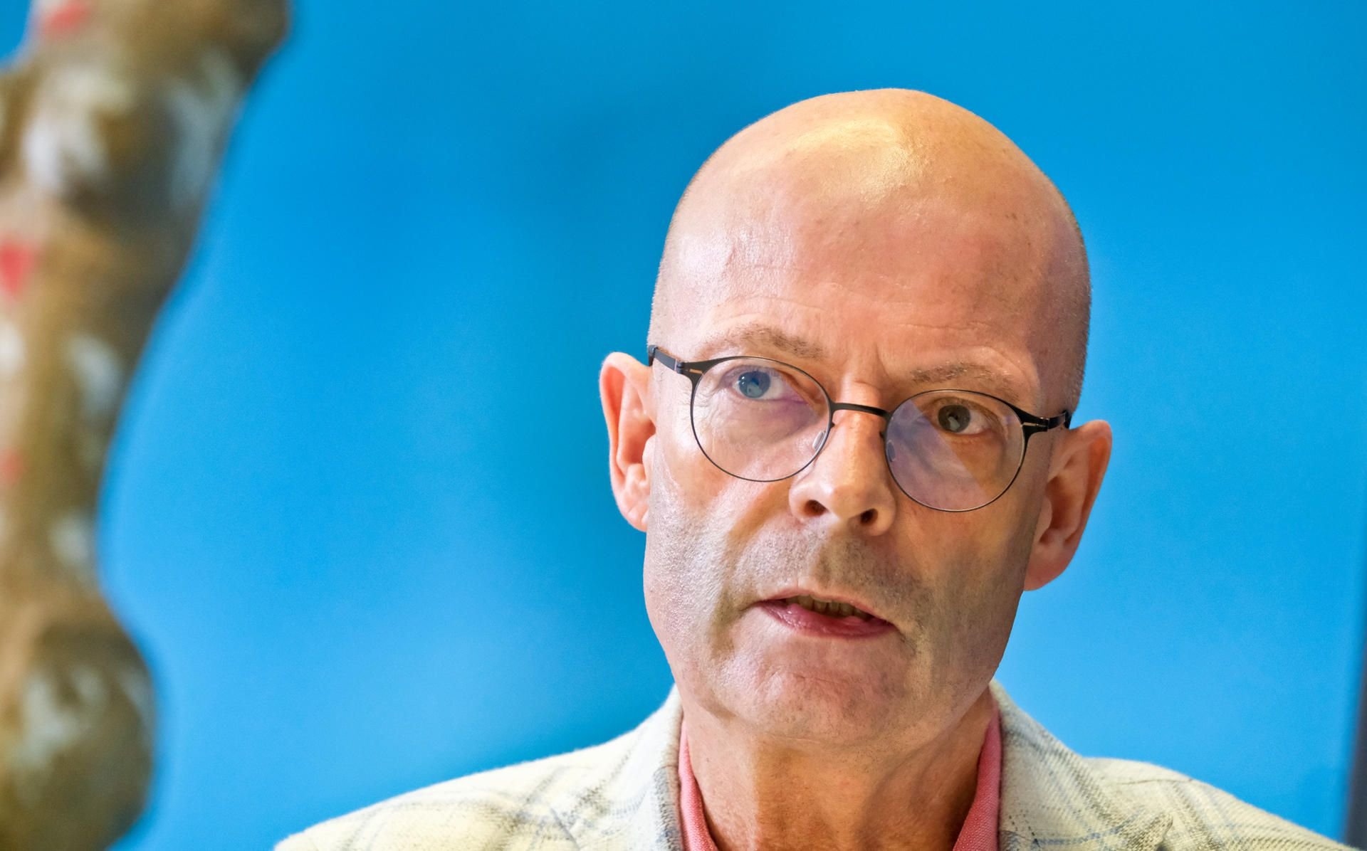 Halles Oberbürgermeister Bernd Wiegand bekommt seine Wunsch-Referentin, Manuela Hinniger, für den Posten der Wirtschaftsreferentin.