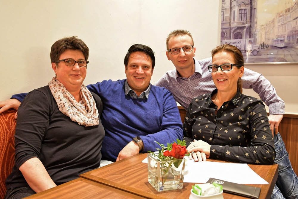 Tänzer, Gründer und „Anschieber“ in der Salsa-Schule Dessau: Andrea Laaß, Olaf Bülow, Stefan Wendt und Elke Röglin (v.l.n.r.).