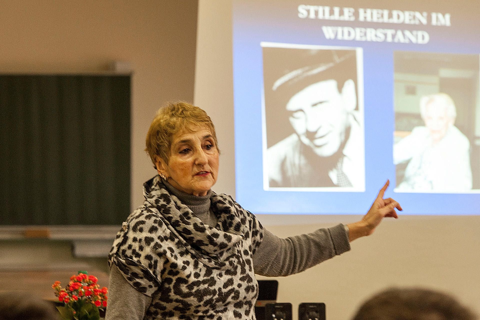 Erika Rosenberg aus Argentienien spricht über Oskar und Emilie Schindler.