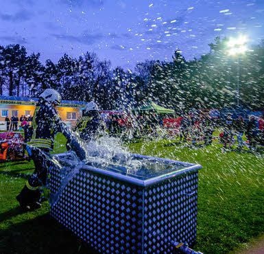 Wasserschlacht in Abtsdorf