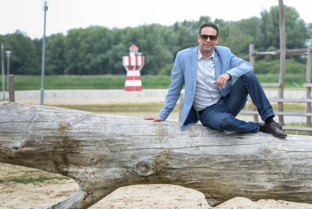 Blick in das Seebad Akazienteich.