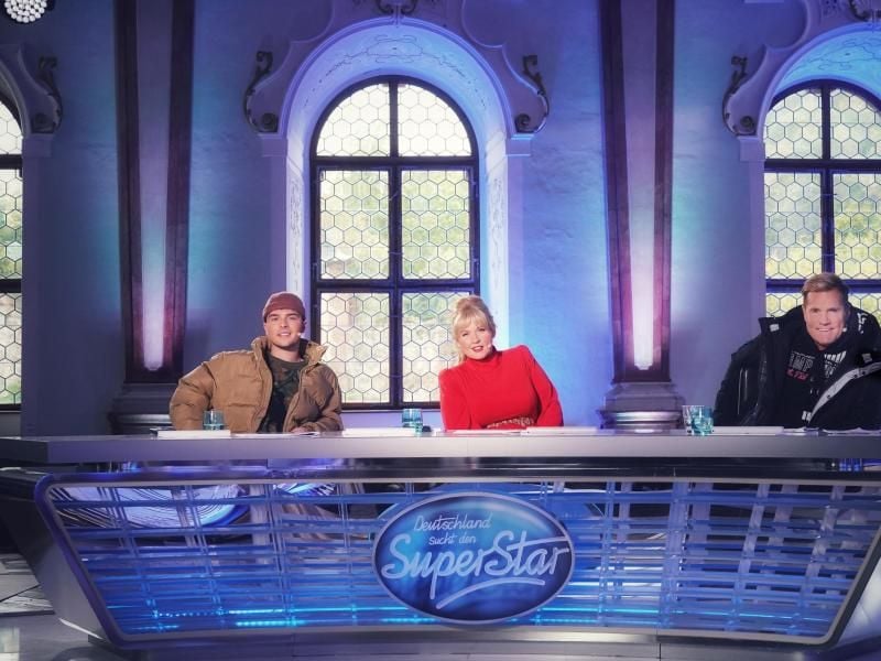 Die Jury von „Deutschland sucht den Superstar”: Mike Singer (l-r), Maite Kelly und Dieter Bohlen. Foto: Stefan Gregorowius/TVNOW/dpa