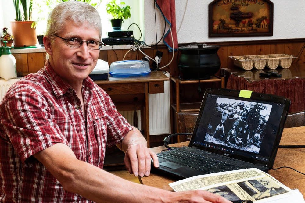 Der Vorsitzende des Heimatvereins Klaus Popko hatte das Erzählcafé vorbereitet.