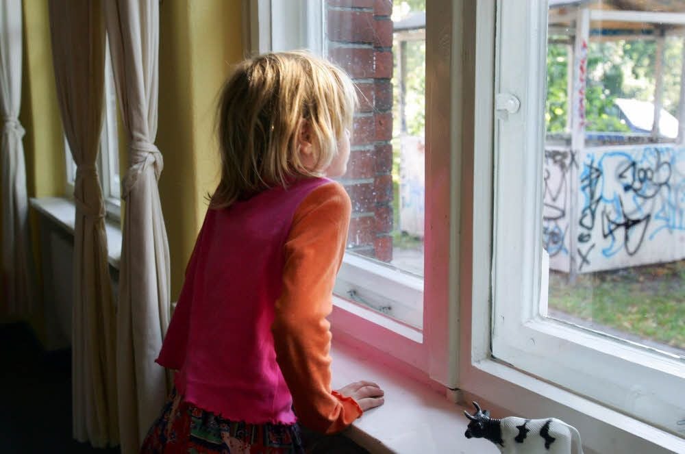 Kinder brauchen Perspektiven - Eltern deshalb gut bezahlte Arbeit. In Dessau-Roßlau ist jedes vierte Kind von Armut bedroht.