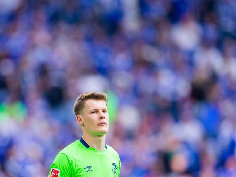 Schalke will die Zukunft von Alexander Nübel noch vor Saisonstart geklärt wissen. Foto: Rolf Vennenbernd