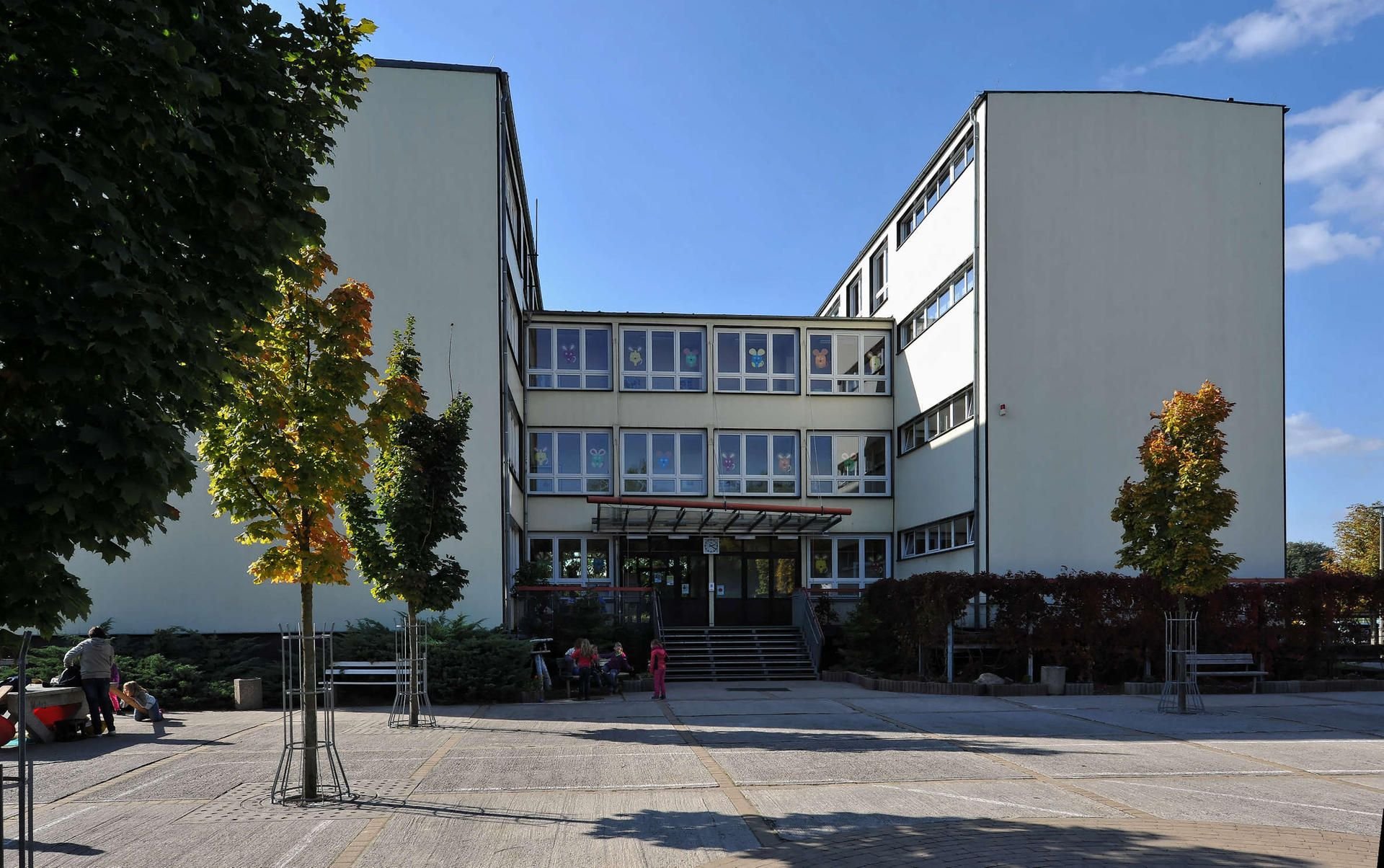 Die Grundschule Waldstraße hatte in den letzten Jahren einen großen Zulauf, deshalb werden die Räume knapp.