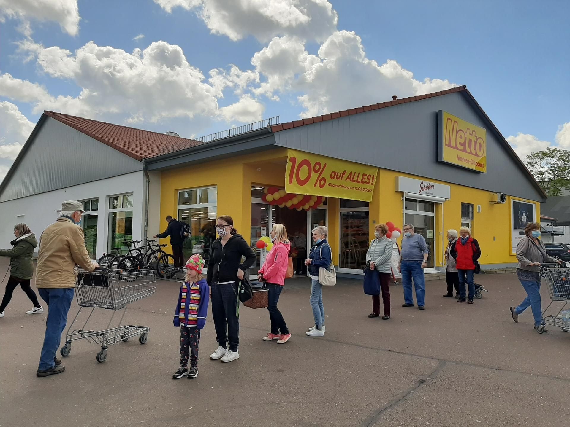 Netto-Filiale in der Beesener Straße in Halle will sich vergrößern.