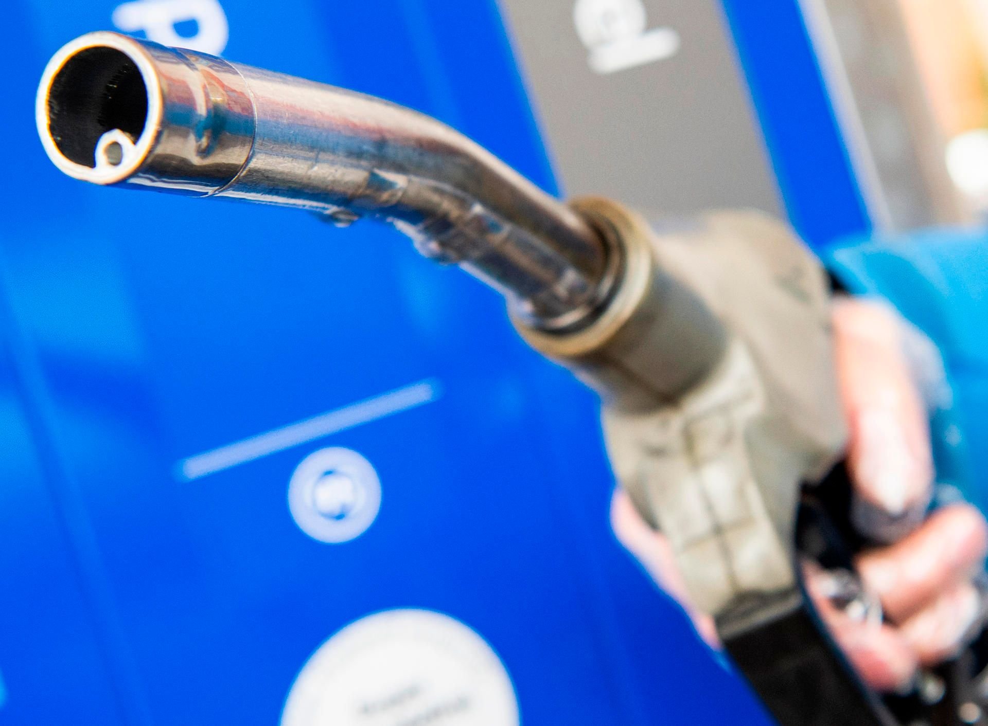 An Tankstellen werden Preise für Benzin und Diesel mehrmals am Tag geändert. Experten haben jetzt ein neues Preismuster entdeckt.