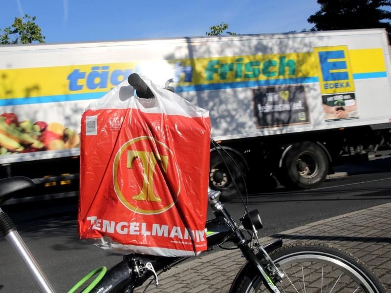 Edeka will Tengelmann übernehmen. Foto: Roland Weihrauch
