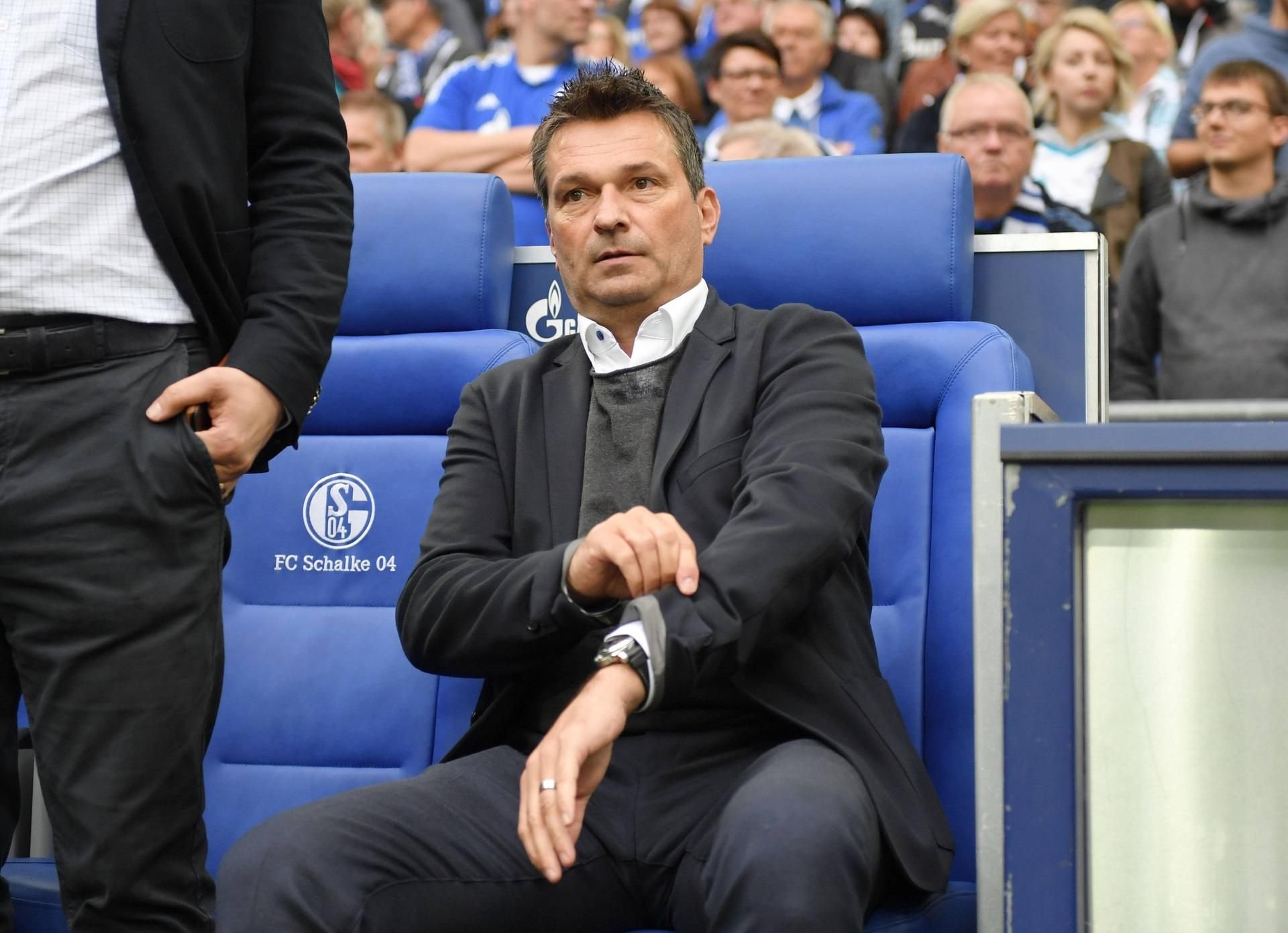 Steht auf Schalke in der Kritik: Christian Heidel