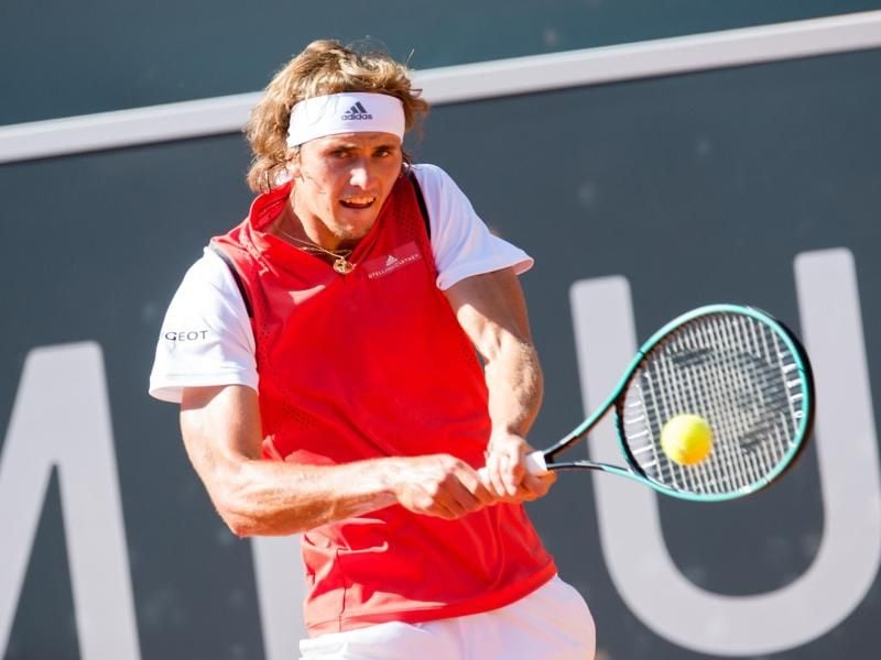 Der Weltranglisten-Fünfte Alexander Zverev hat beim Turnier in Hamburg das Halbfinale erreicht. Foto: Daniel Bockwoldt