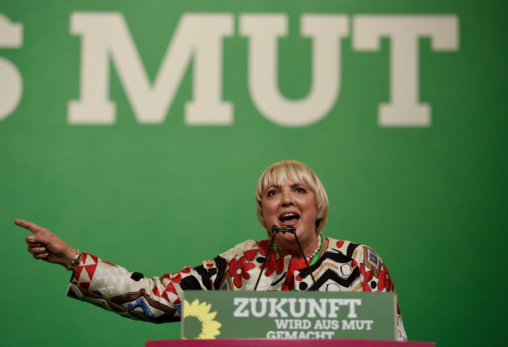 Die Grünen-Politikerin Claudia Roth spricht im Interview unter anderem über die deutsch-türkischen Beziehungen und die Inhaftierung von Deniz Yücel.