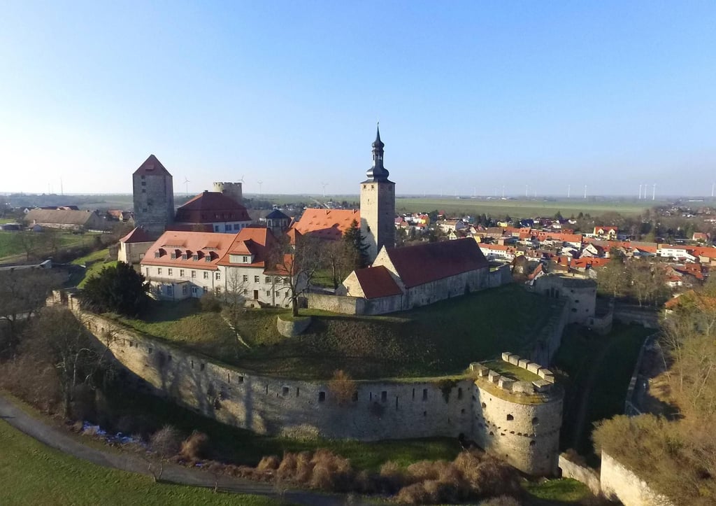 Weihnachtsmarkt in Querfurt Warum Spektakel diesmal vor der Burg