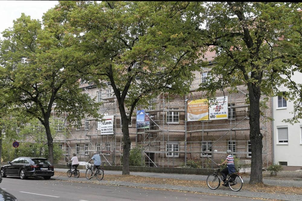 Junkersingenieurswohnungen in der Gropiusallee: Der Innenausbau ist fast fertig, der Putz fehlt noch.