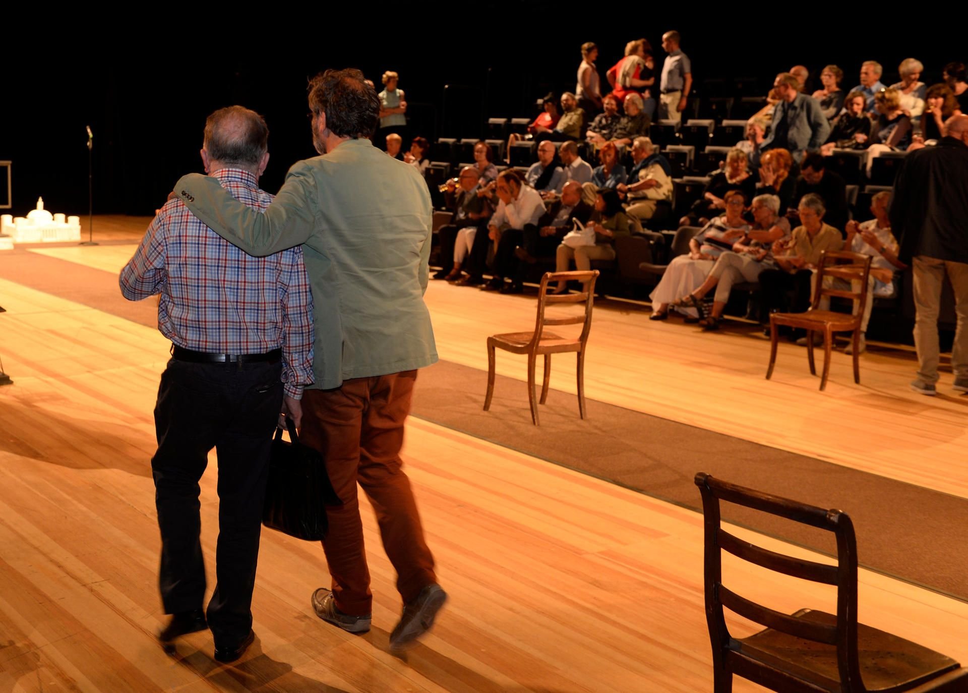 So nimmt Peter Sodann Abschied von der Theaterbühne.